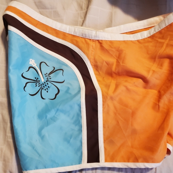 Boardshorts - Picture 4 of 4